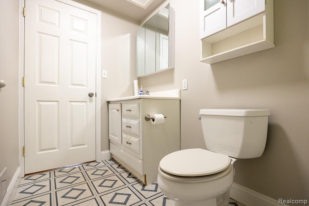 8040 Alton Street, Canton, MI 48187 — Photo 22