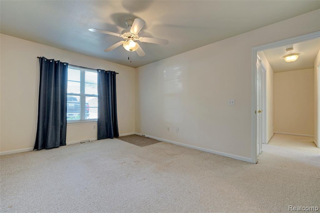 12364 Saint Andrews Way, 66, Fenton, MI 48430 — Photo 25