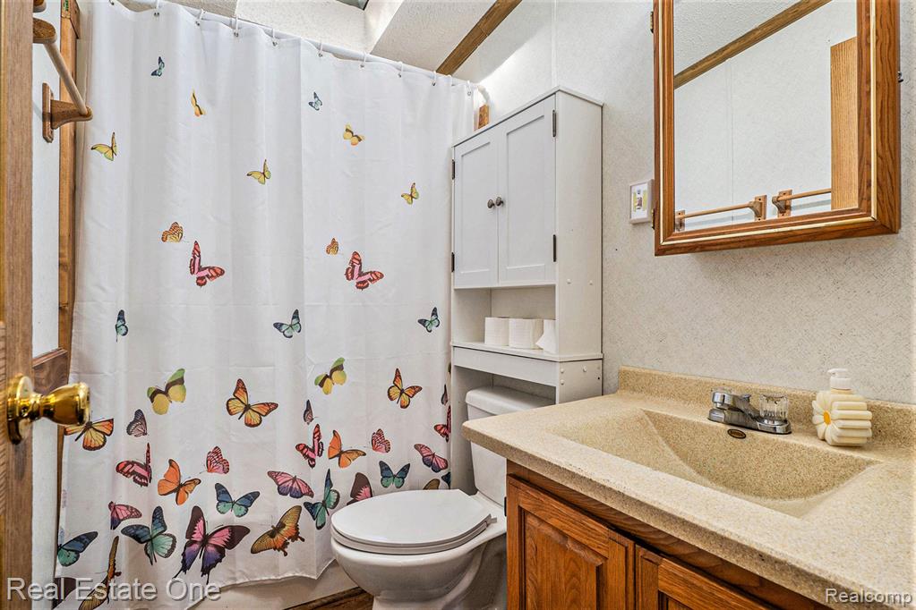 309 W 5th Street, Gladwin, MI 48624 — Photo 14