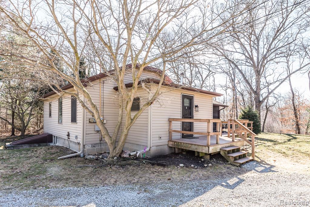 7695 HURON RIVER Drive S, Dexter, MI 48130 — Photo 9