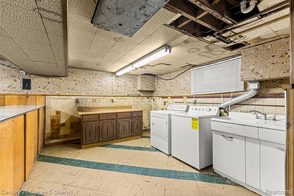 7502 Coolidge, Center Line, MI 48015 — Photo 39