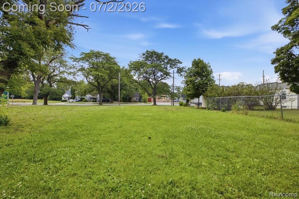 5202 Dupont Street, Flint, MI 48505 — Photo 32