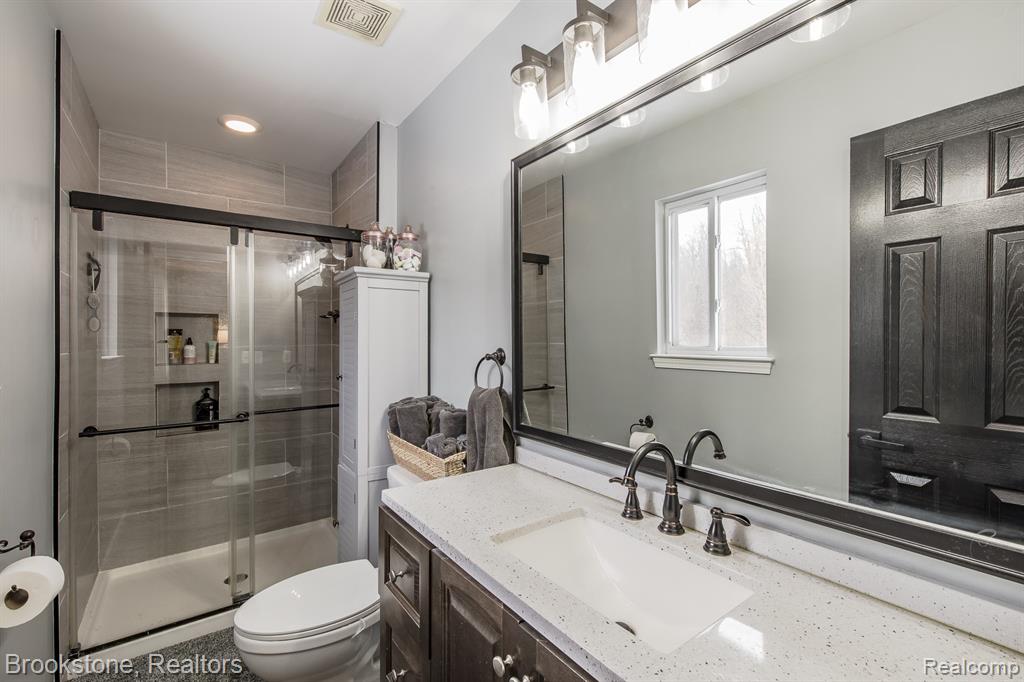 9305 Tiger Run Trail, Davison, MI 48423 — Photo 17