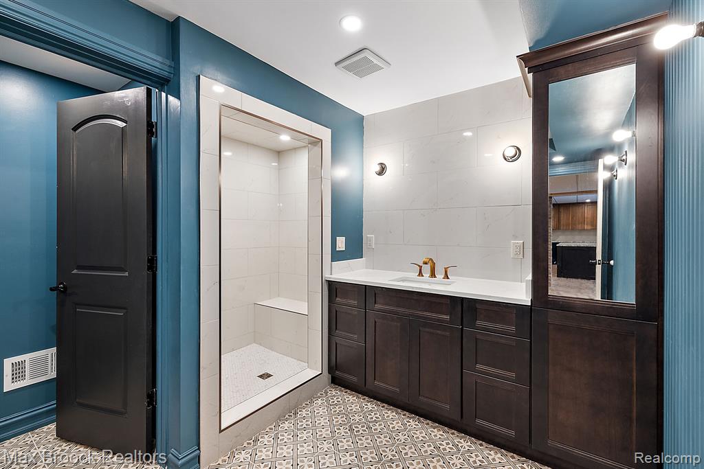47900 W Nine Mile Road, Novi, MI — Photo 55