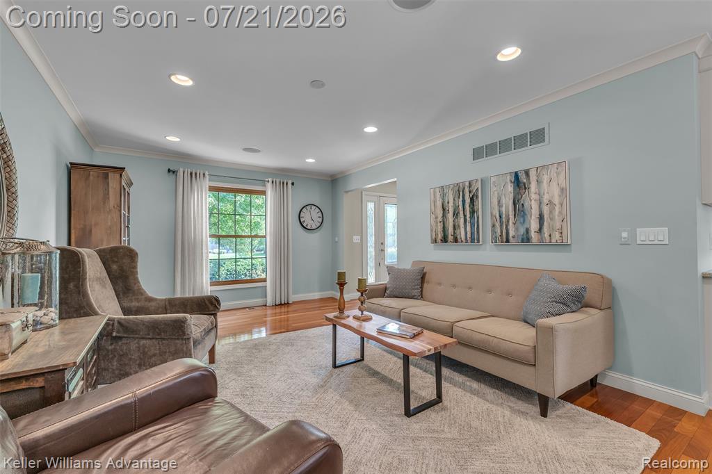 49276 Harvest Drive, Plymouth, MI 48170 — Photo 9