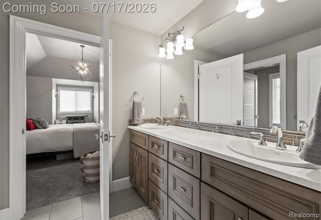 602 Wellington Circle, Rochester Hills, MI 48309 — Photo 27