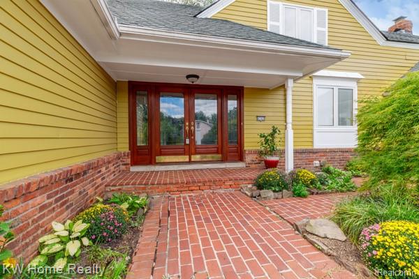 4568 Rolling Ridge Road, West Bloomfield, MI 48323 — Photo 3