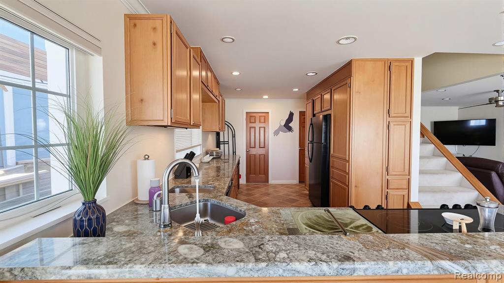 9619 Portage Lake Avenue, Pinckney, MI 48169 — Photo 10