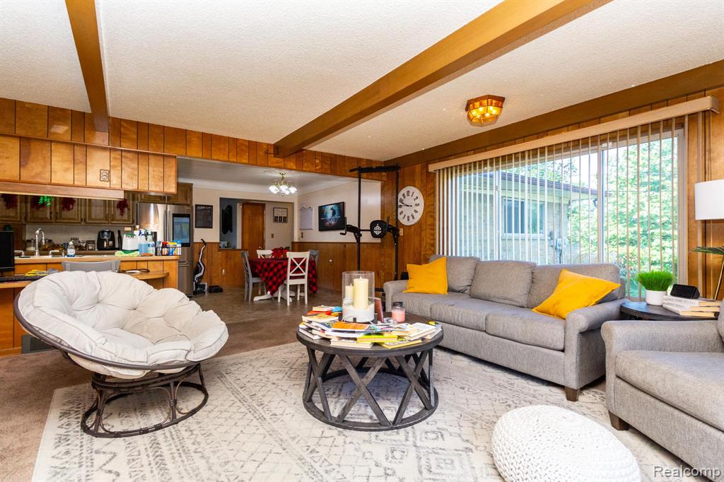8345 E 14 Mile Road, Sterling Heights, MI 48312 — Photo 12
