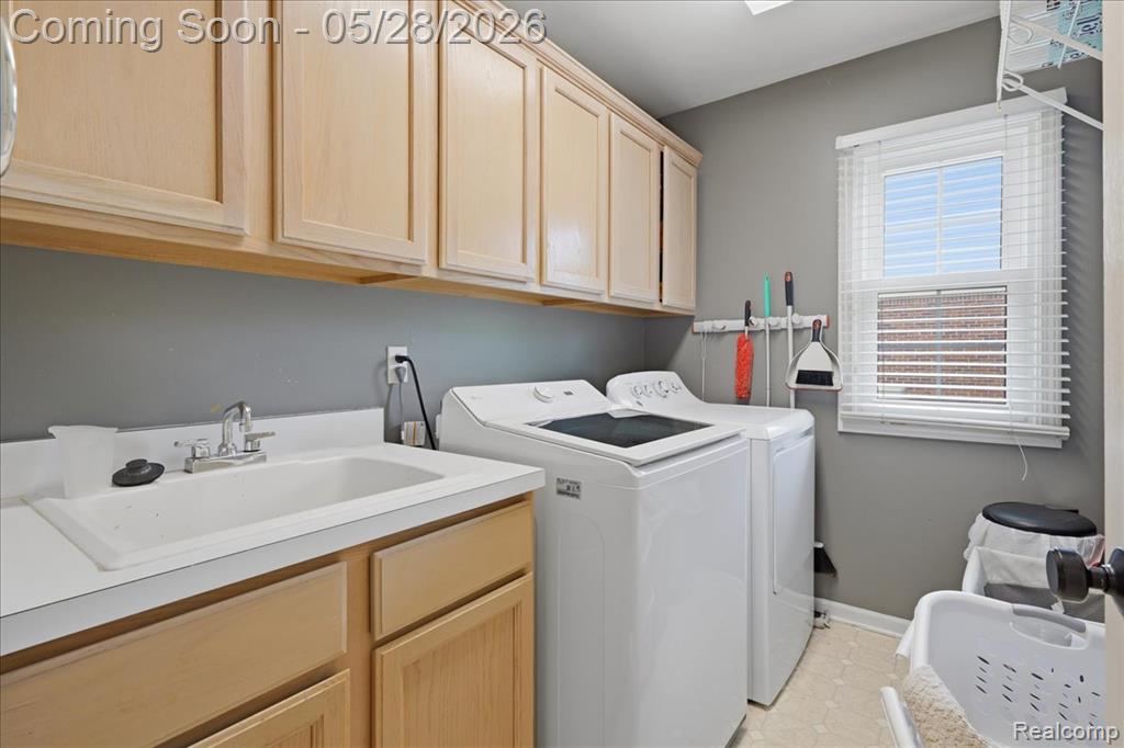 3703 Hidden Forest Drive, Lake Orion, MI — Photo 13