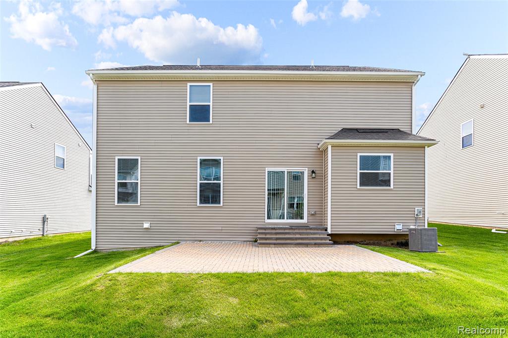 286 SPRINGVIEW Street, Ann Arbor, MI 48103 — Photo 46