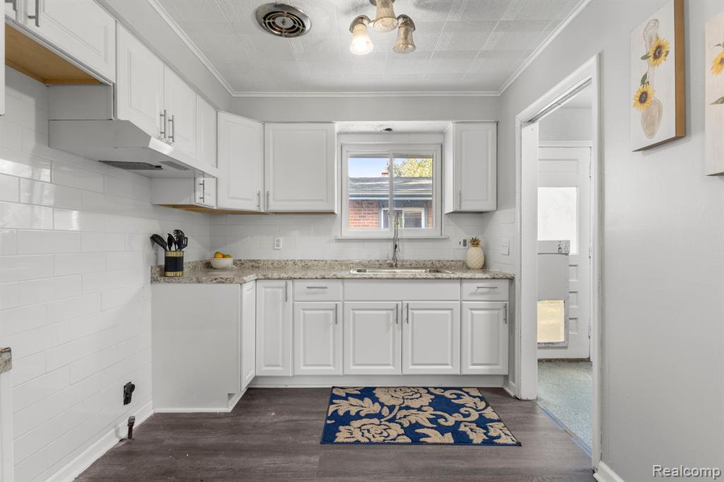 9341 POLK Street, Taylor, MI 48180 — Photo 14