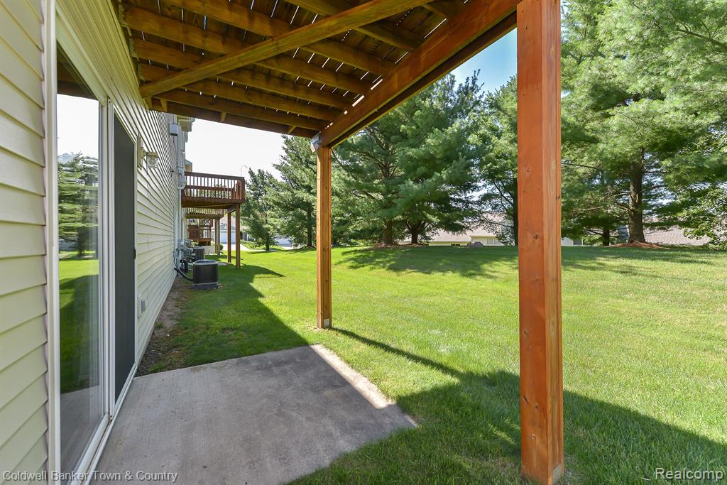 476 HOSTA, Howell, MI 48843 — Photo 36