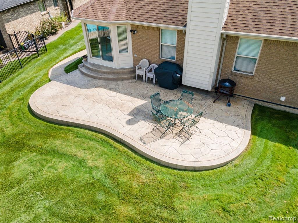 51031 HOOK Drive, Macomb, MI 48042 — Photo 45