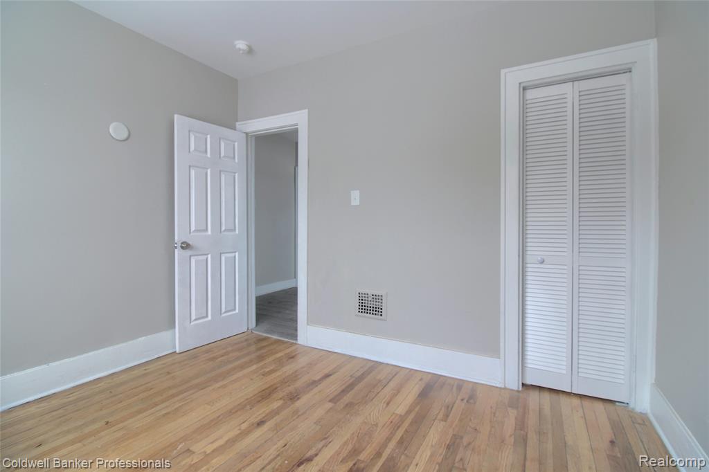 4899 Hillsboro Street, Detroit, MI 48204 — Photo 15