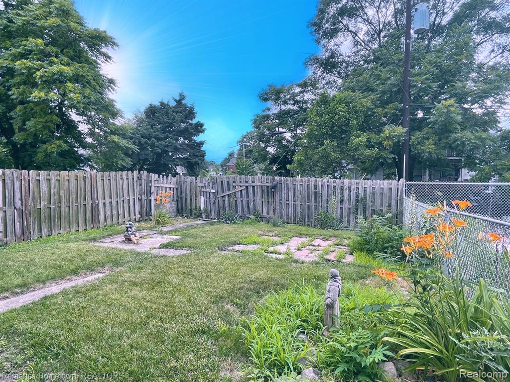4347 Parkinson Street, Detroit, MI 48210 — Photo 21