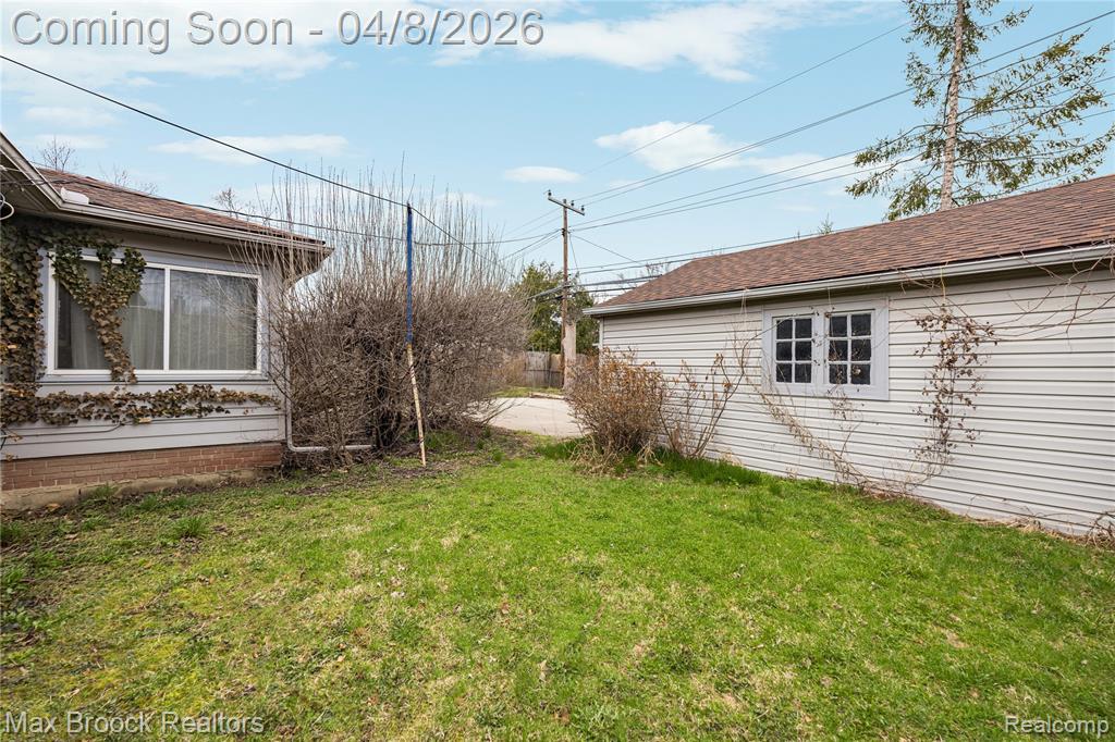 17000 W 13 Mile Road, Beverly Hills, MI 48025 — Photo 46