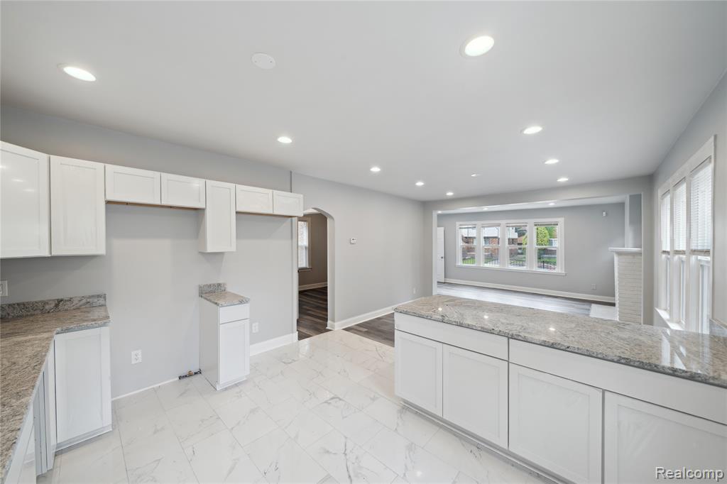 4835 BEDFORD Street, Detroit, MI 48224 — Photo 18