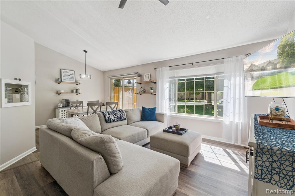 22185 Quail Run Circle, 3, South Lyon, MI 48178 — Photo 14