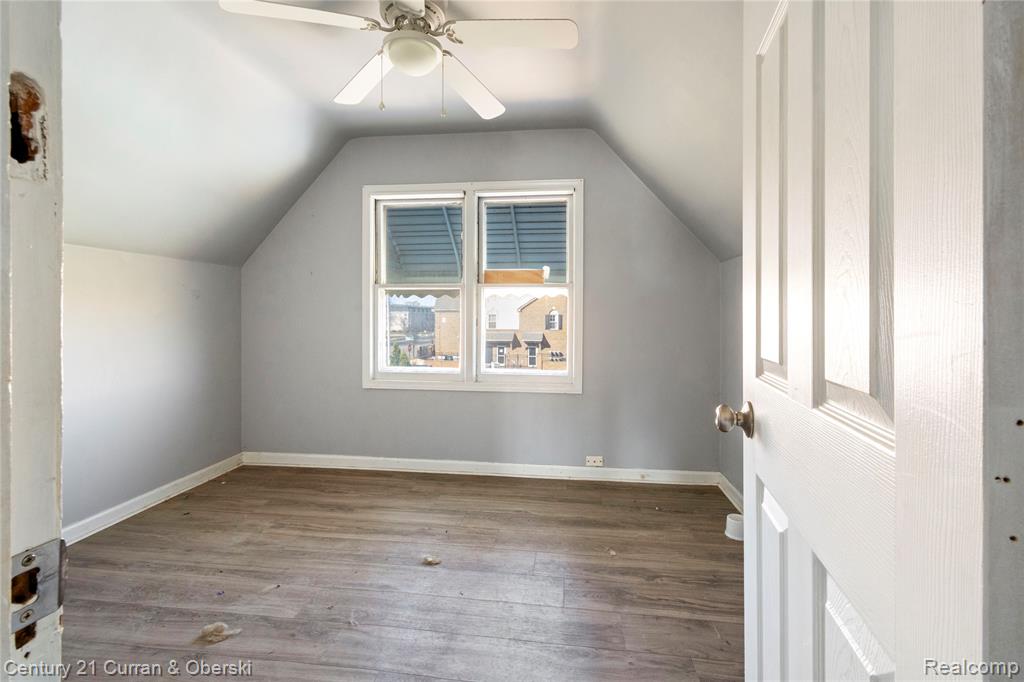 1721 E Woodward Heights Boulevard, Hazel Park, MI 48030 — Photo 18