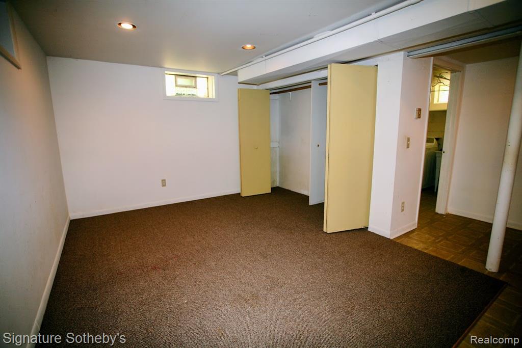 5800 Paramus, Clawson, MI — Photo 15