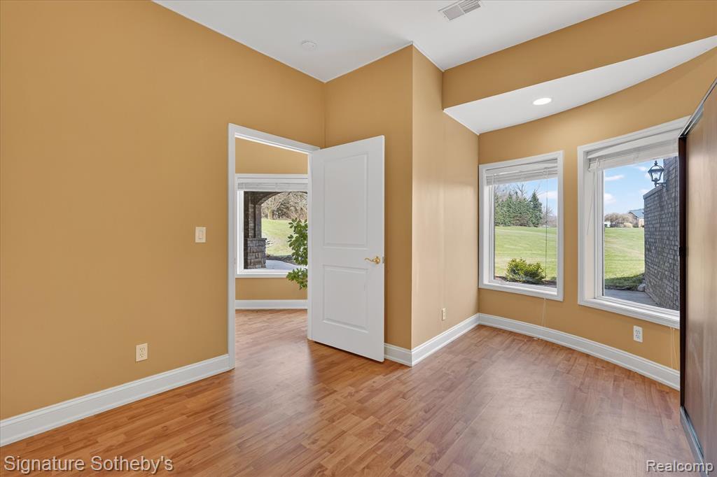 7455 Groveland Road, Holly, MI 48442 — Photo 34