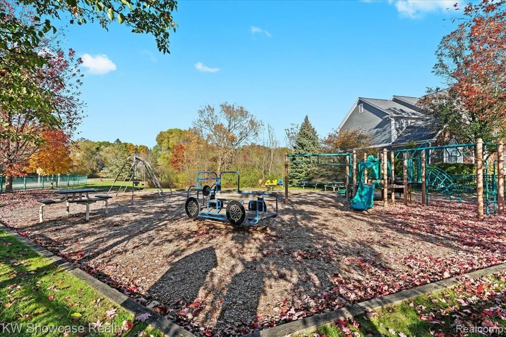 6947 Stonewood Place Drive, Independence, MI — Photo 42