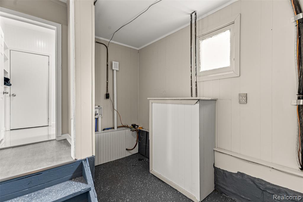 8329 Lenore Street, Dearborn Heights, MI 48127 — Photo 25