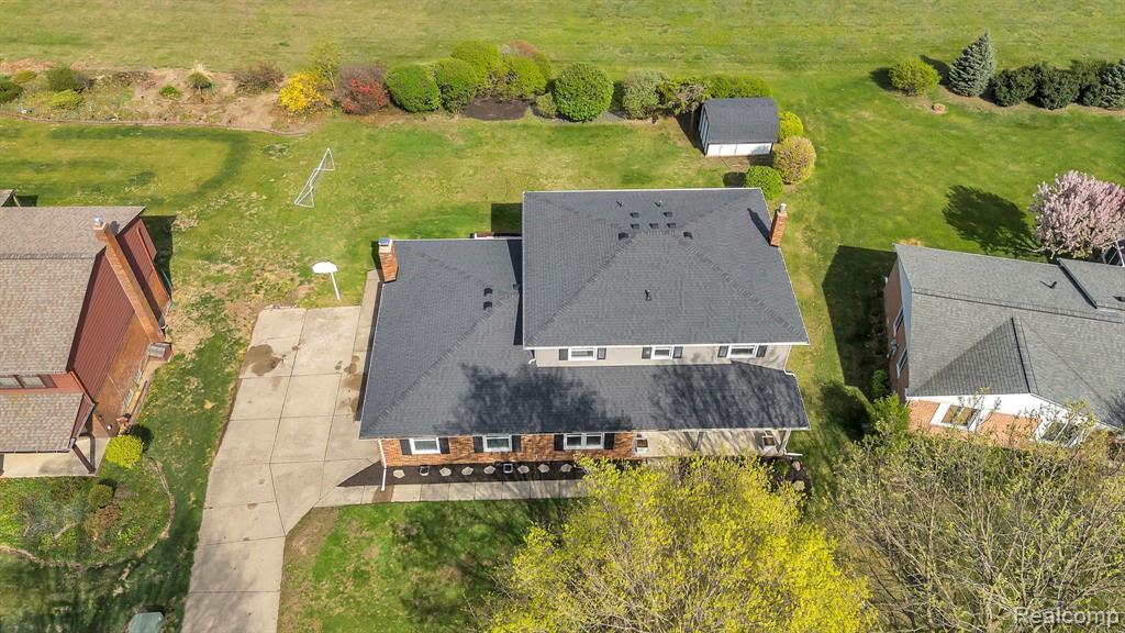 47266 WARWICK Court, Shelby Twp, MI 48315 — Photo 29