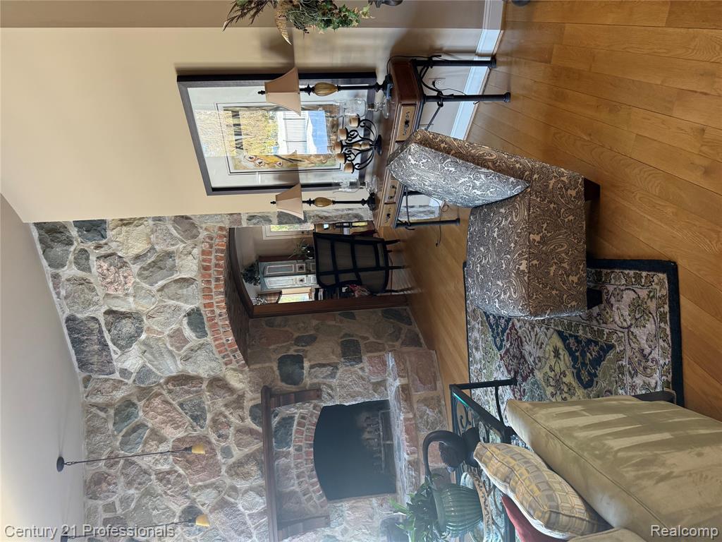 7717 Somerhill Lane, Clarkston, MI 48348 — Photo 25