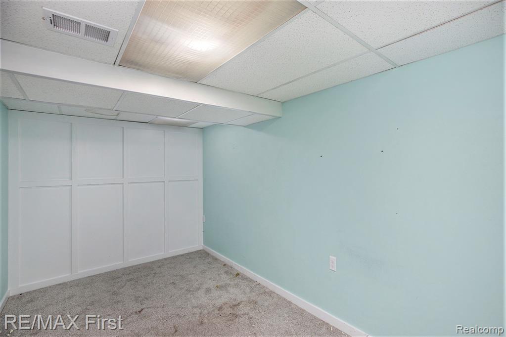 7184 Dur Moll Avenue, Shelby Twp, MI 48317 — Photo 28
