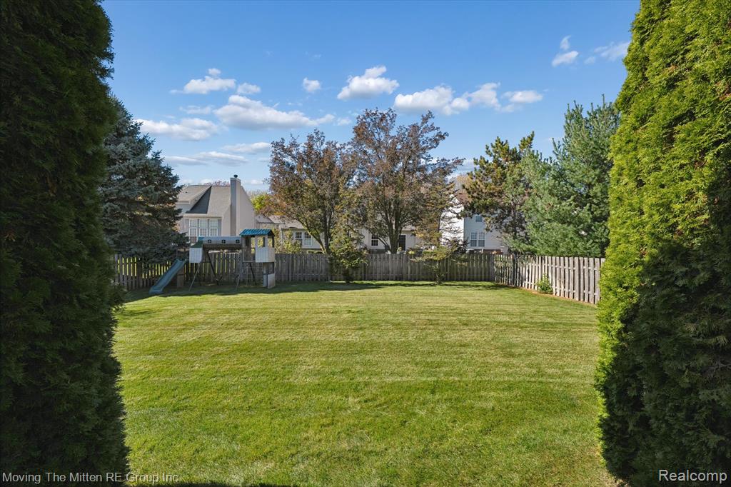 8171 St Johns Drive, Westland, MI — Photo 46