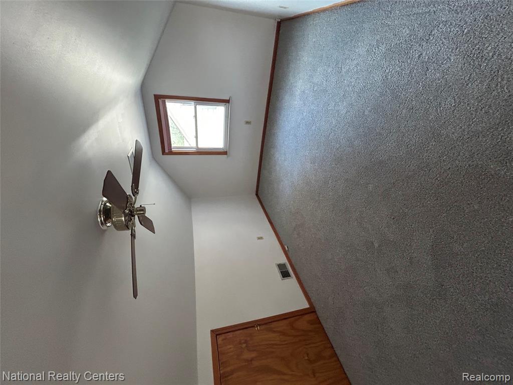 4193 Cornell Street, Dearborn Heights, MI 48125 — Photo 13