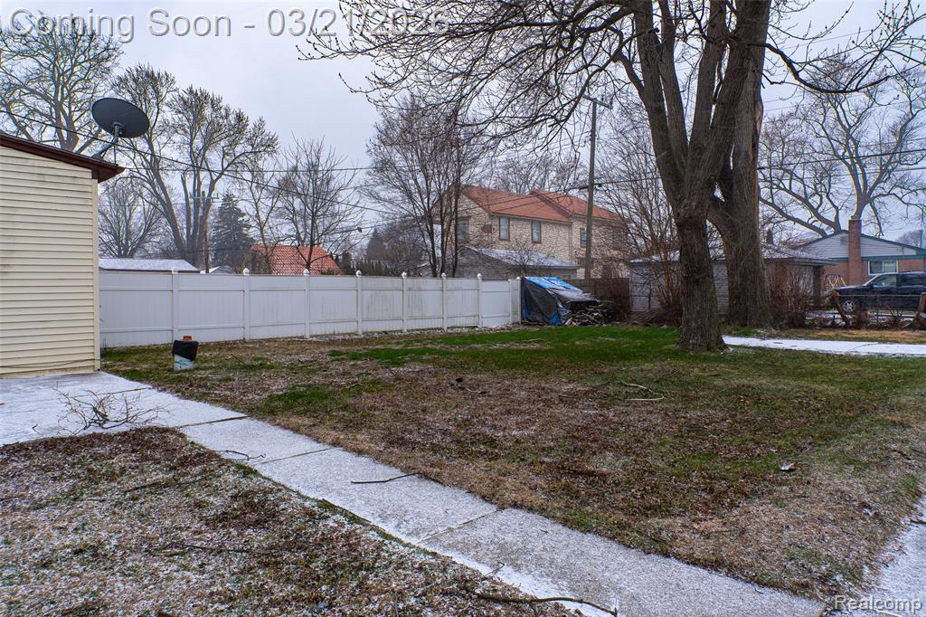 5763 N Silvery Lane, Dearborn Heights, MI 48127 — Photo 37