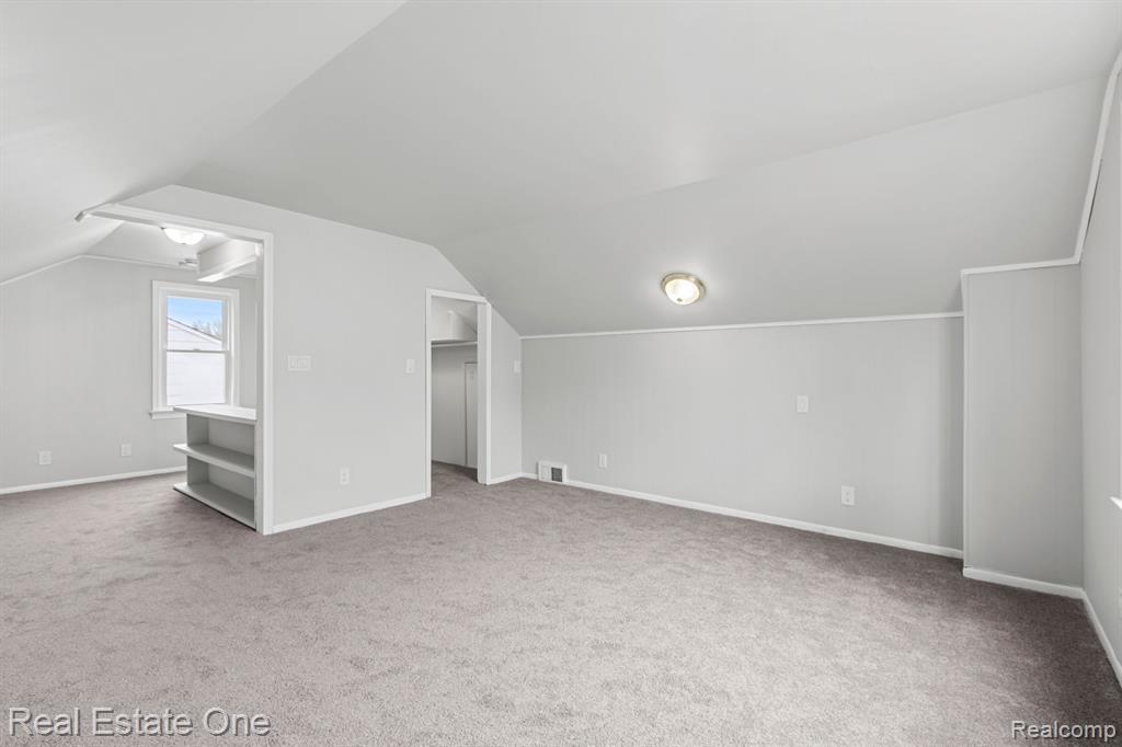7267 FENTON Street, Dearborn Heights, MI 48127 — Photo 14