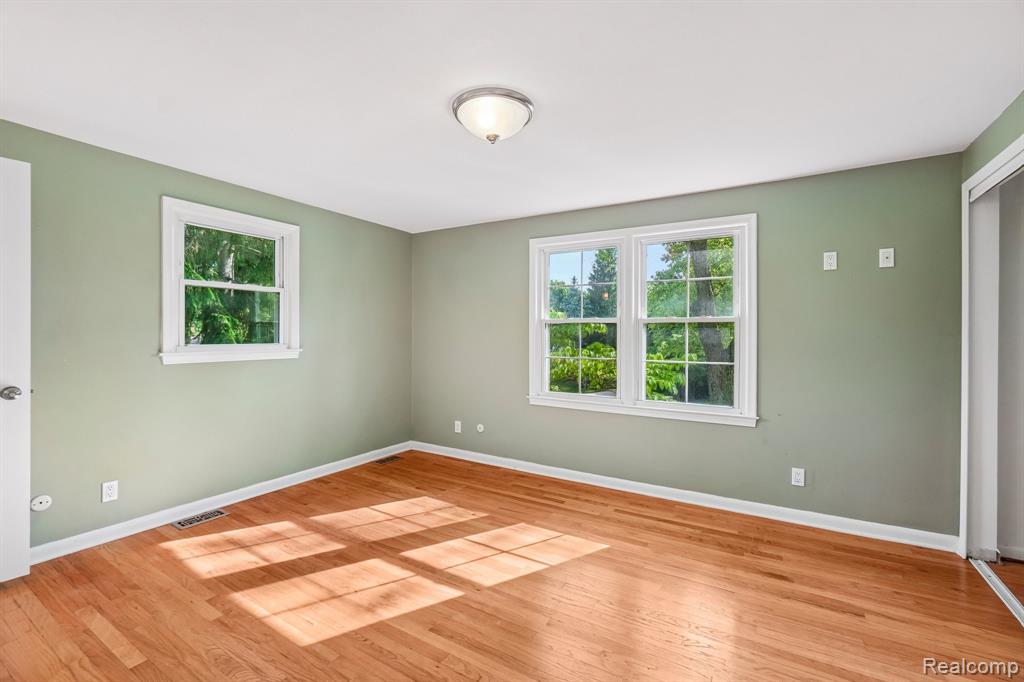 2675 Douglas Drive, Bloomfield Hills, MI 48304 — Photo 30