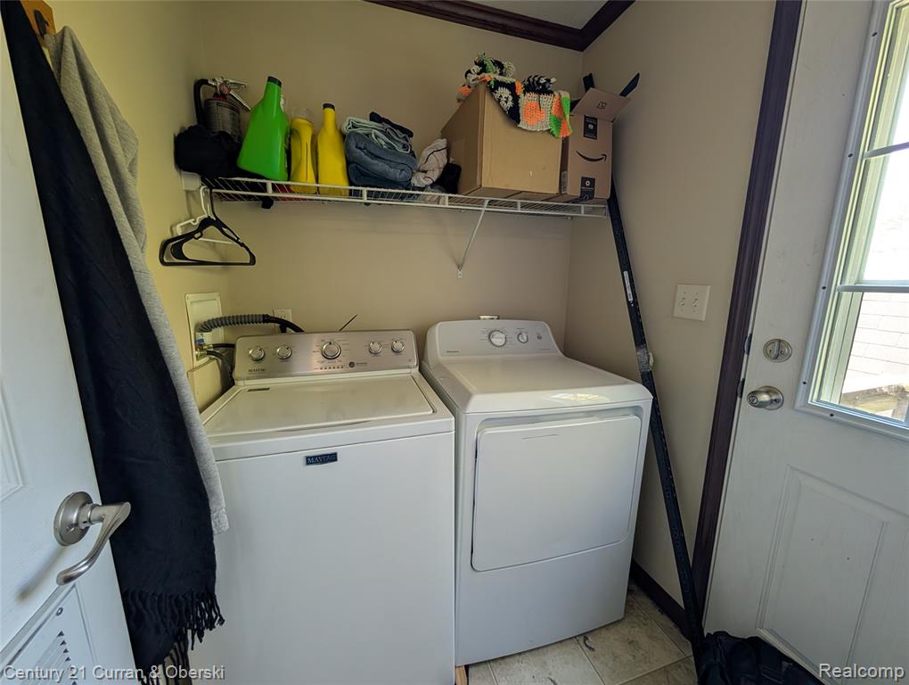 29319 Maple, Flat Rock, MI 48134 — Photo 14