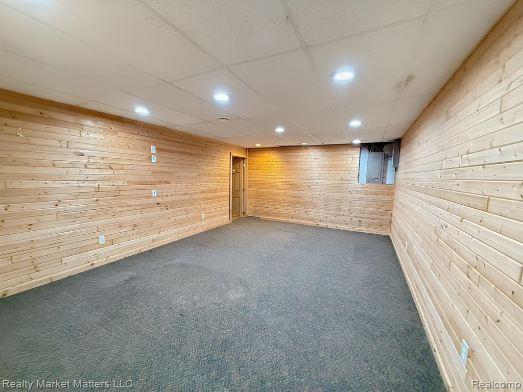 7505 Falling Leaf Court, Flushing, MI 48433 — Photo 25
