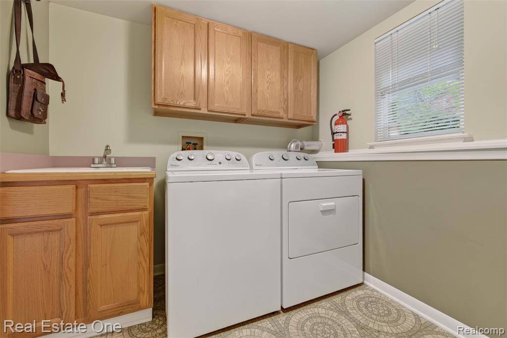 5569 Northcrest Court, Clarkston, MI — Photo 28