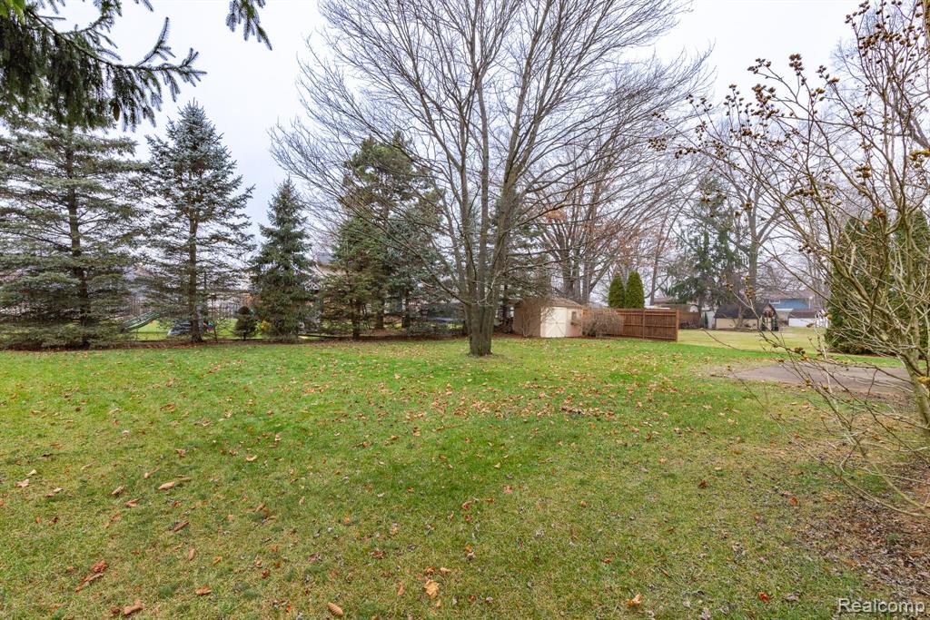 5285 WOODCREEK Trail, Clarkston, MI — Photo 44