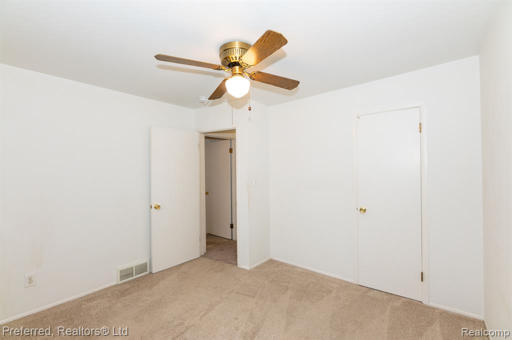 7252 LUANA Avenue, Allen Park, MI 48101 — Photo 19