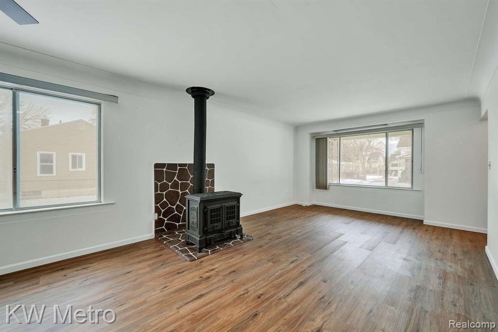 580 CAMDEN Street, Ferndale, MI 48220 — Photo 12