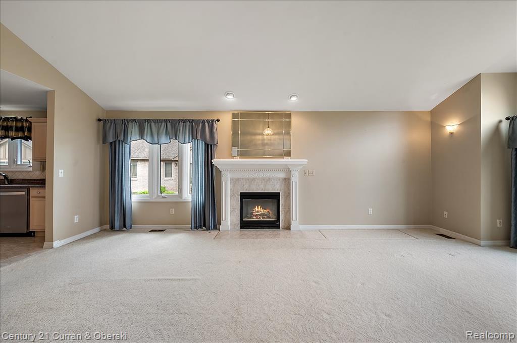 52179 Sawmill Creek Drive, Macomb, MI 48042 — Photo 11