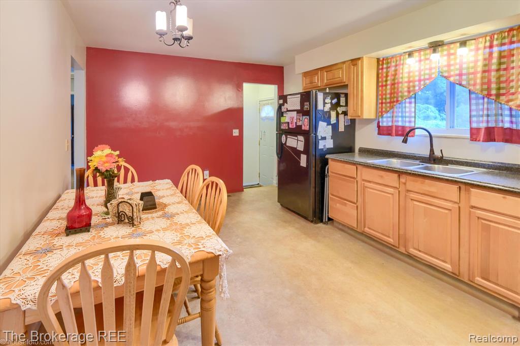 7480 Vassar Road, Otisville, MI 48463 — Photo 18