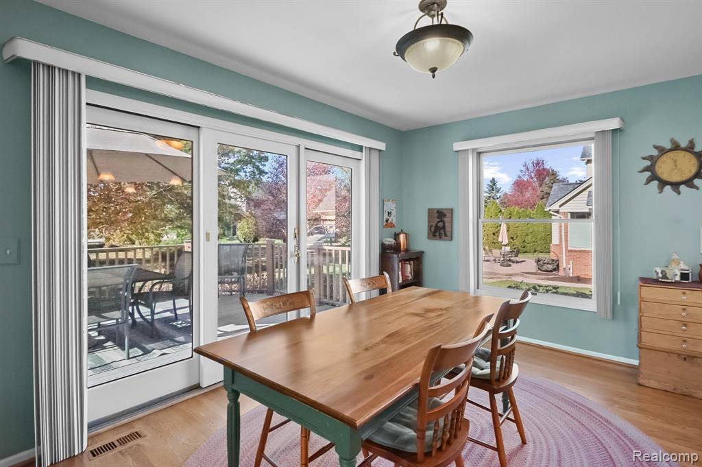 6573 Tree Knoll Drive, Troy, MI 48098 — Photo 18