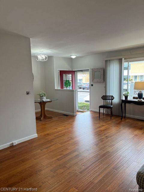50072 Helfer Boulevard, 50072, Wixom, MI 48393 — Photo 7