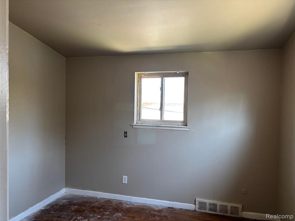 17282 BENTLER Street, 15, Detroit, MI 48219 — Photo 6