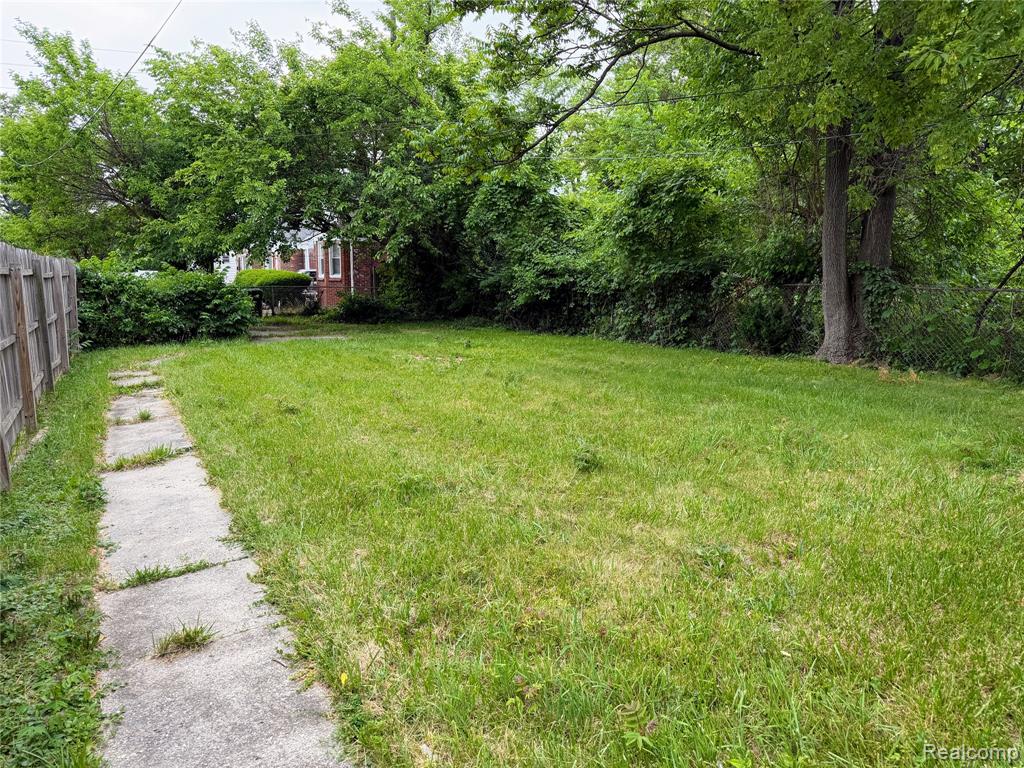 14903 Woodmont Avenue, Detroit, MI 48227 — Photo 8