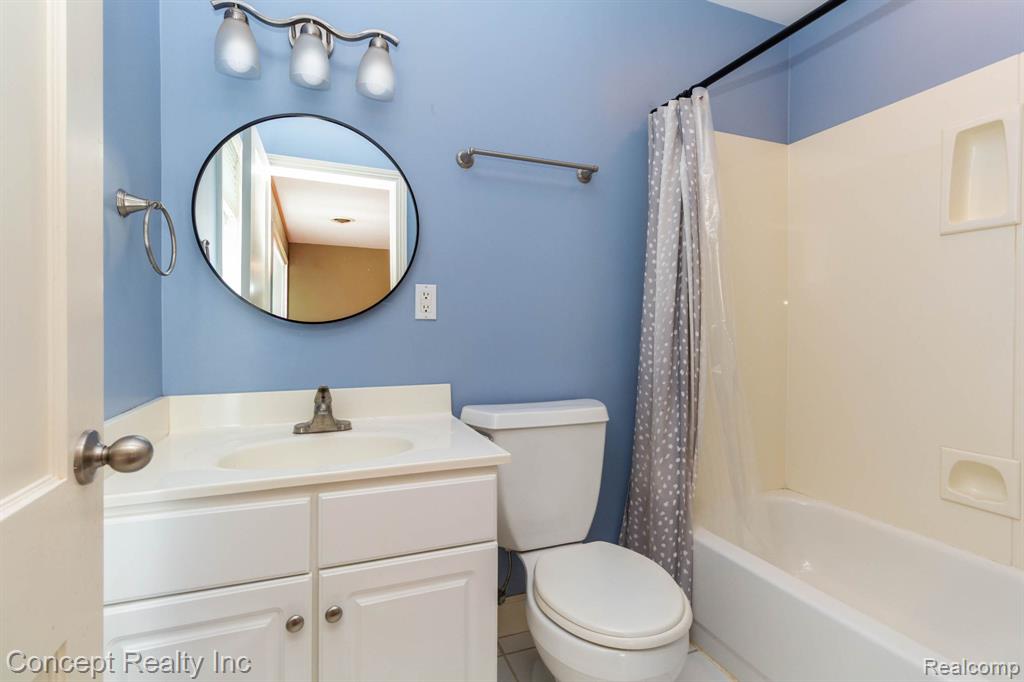 3215 Edgevale Drive, Lambertville, MI, 48144