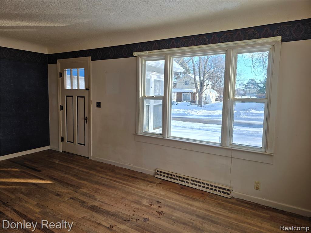 2137 N Main Street, Fairgrove, MI 48733 — Photo 5